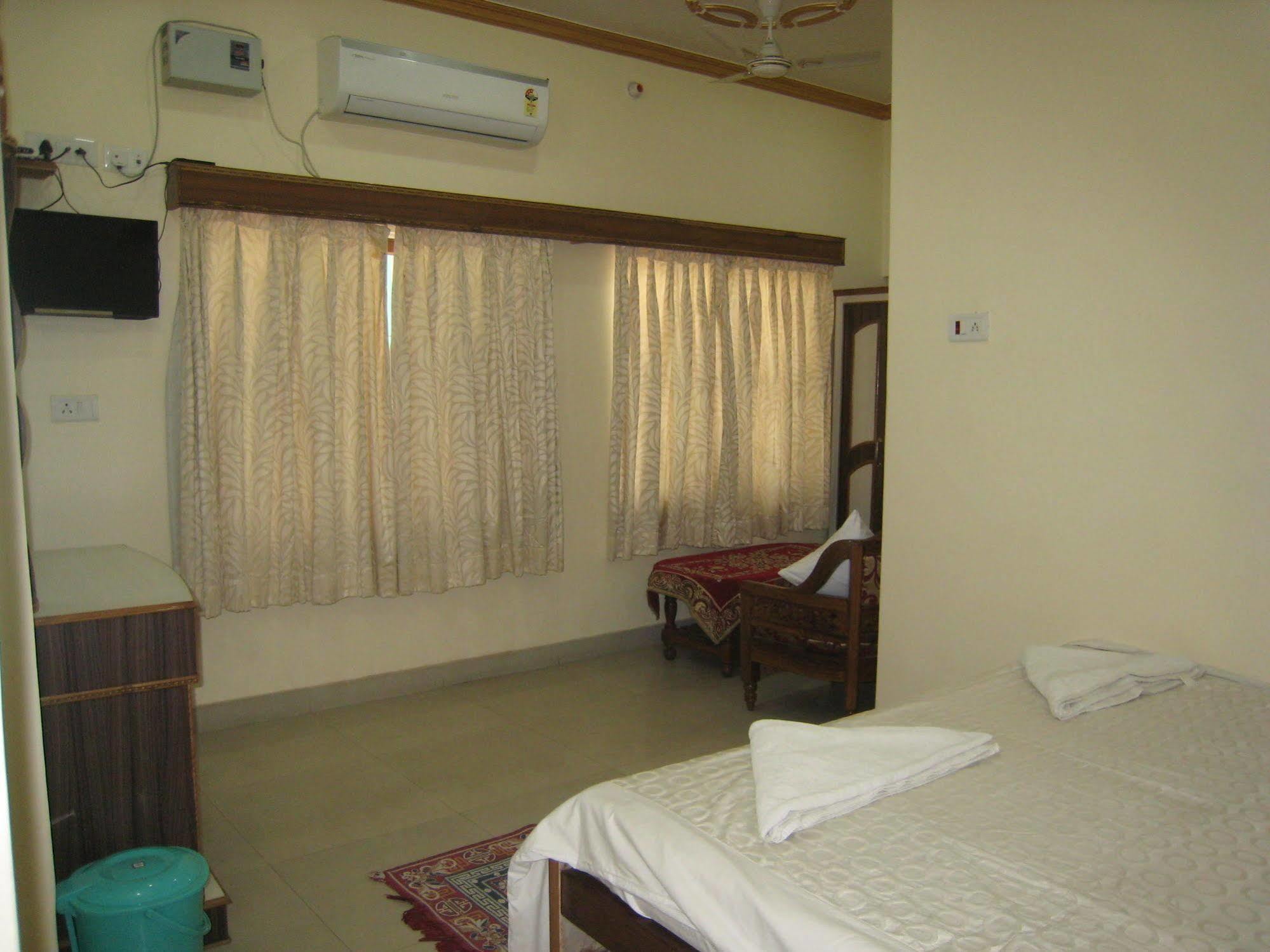 ורנאסי Kedareswar B&B מראה חיצוני תמונה
