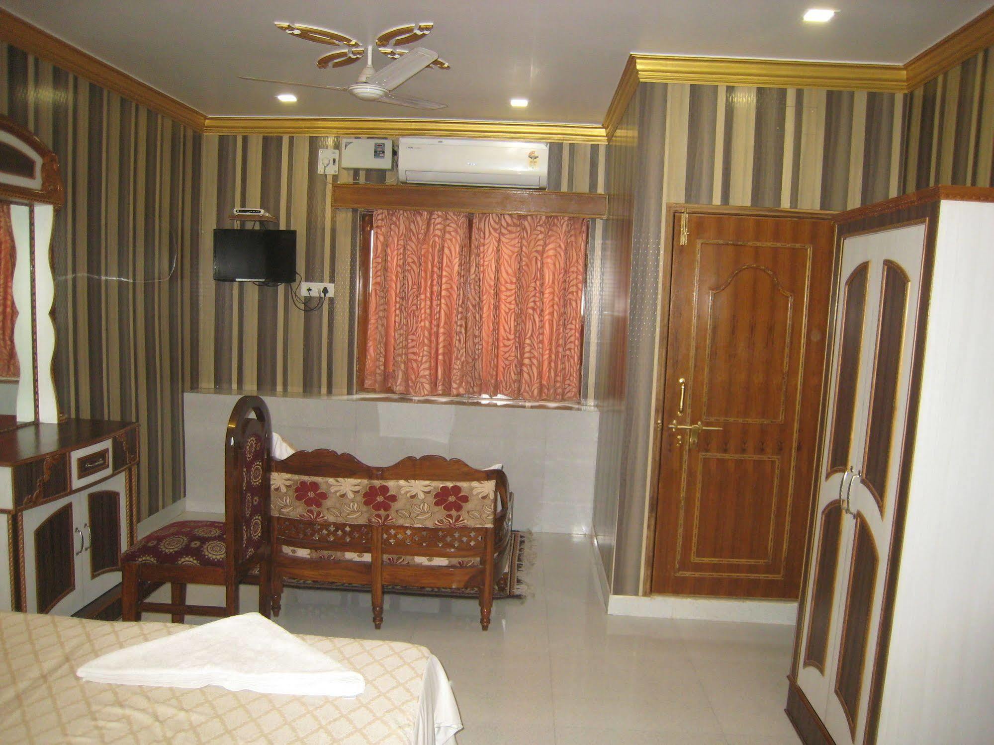 ורנאסי Kedareswar B&B מראה חיצוני תמונה